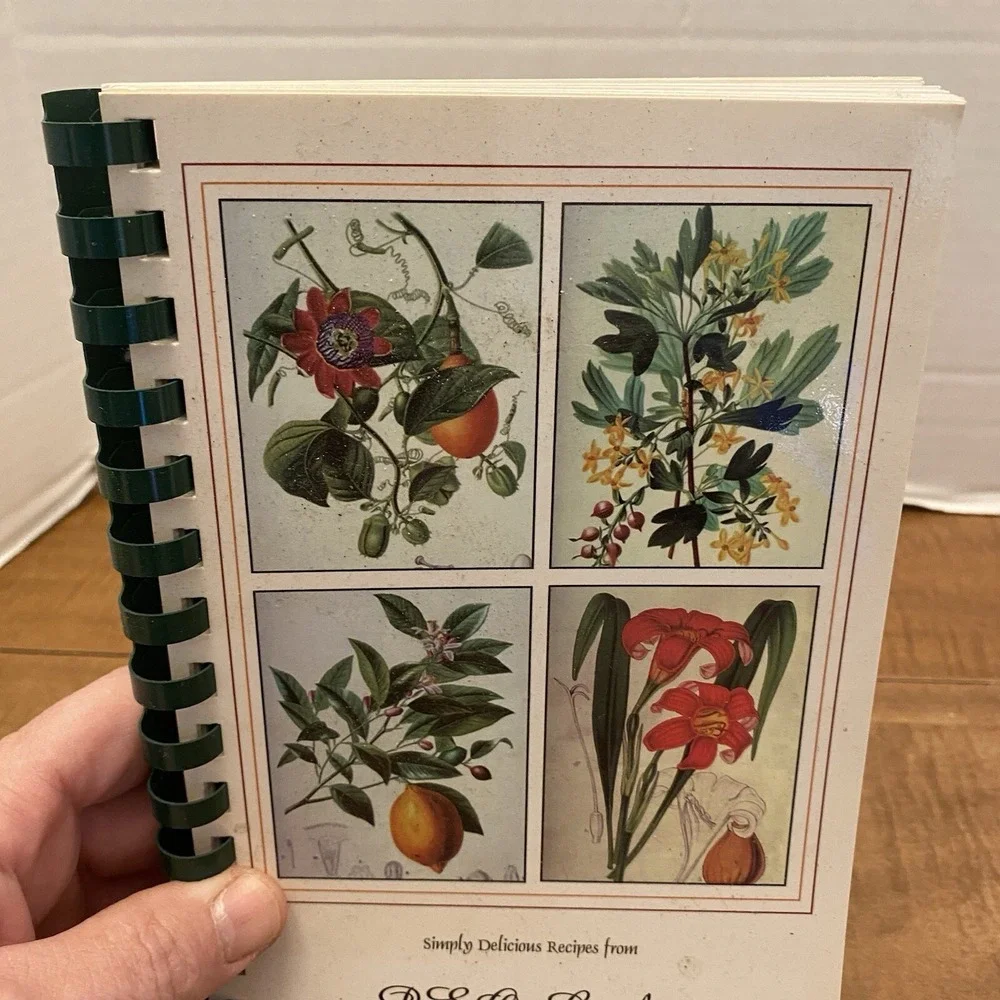 VTG Simply Delicious Recipes Regional Community Cookbook Walter's Publishing